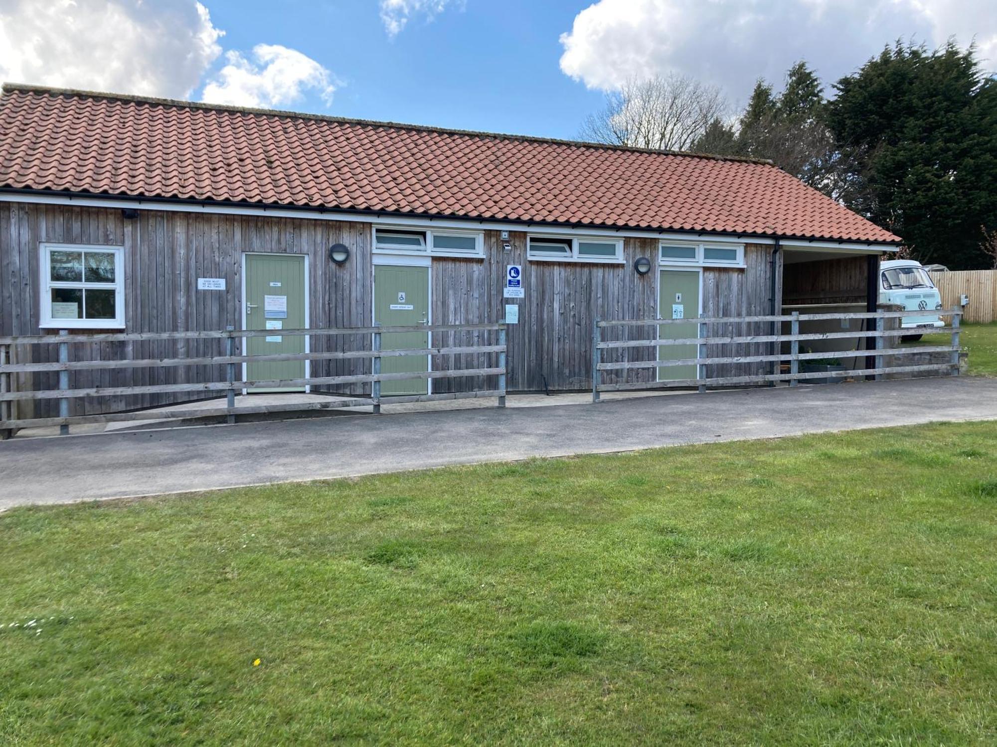 Hotel Bank Top Camping-North York Moors With Pitches For Caravans, Camper Vans And Tents Pickering Esterno foto