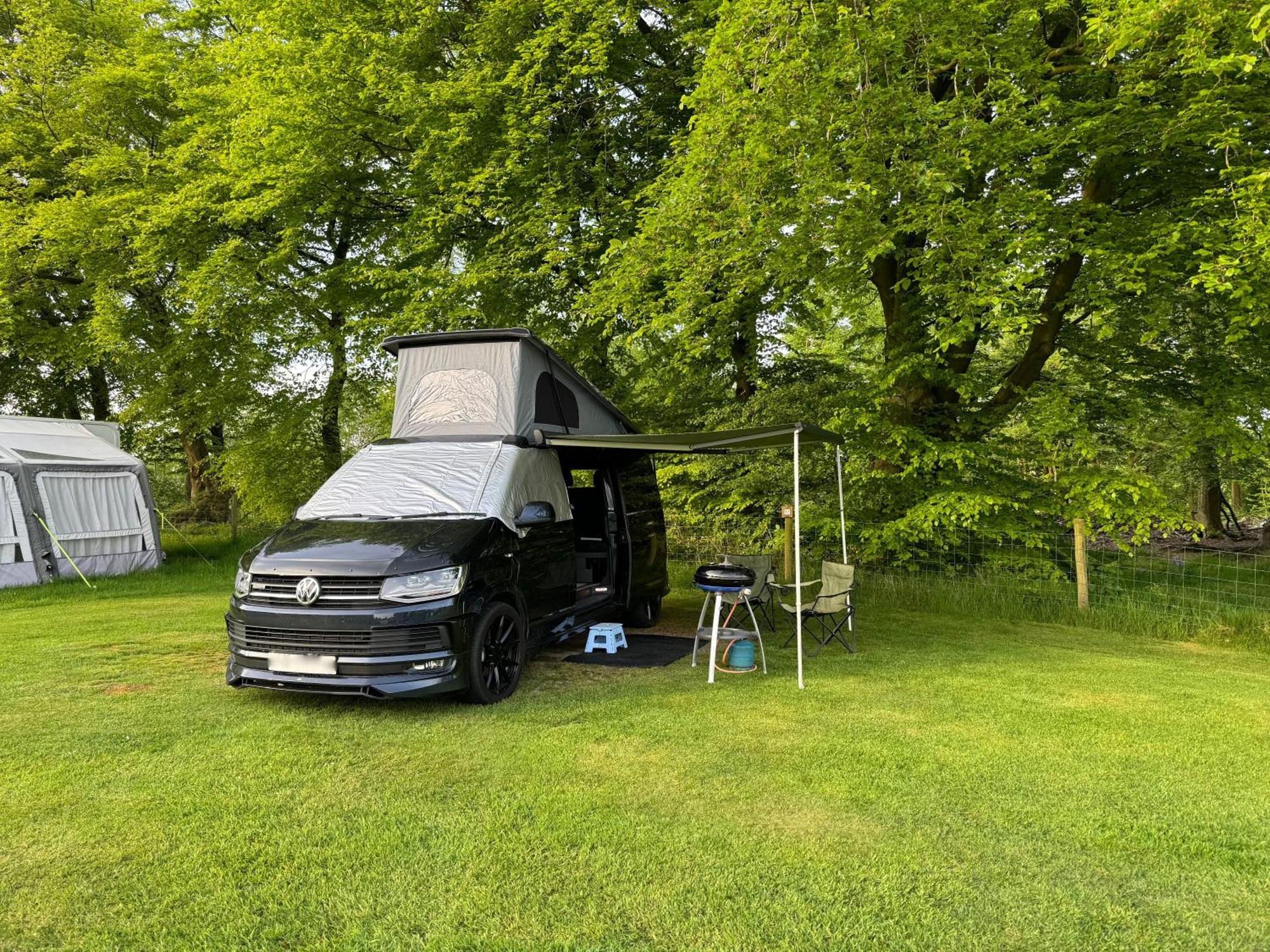 Hotel Bank Top Camping-North York Moors With Pitches For Caravans, Camper Vans And Tents Pickering Esterno foto
