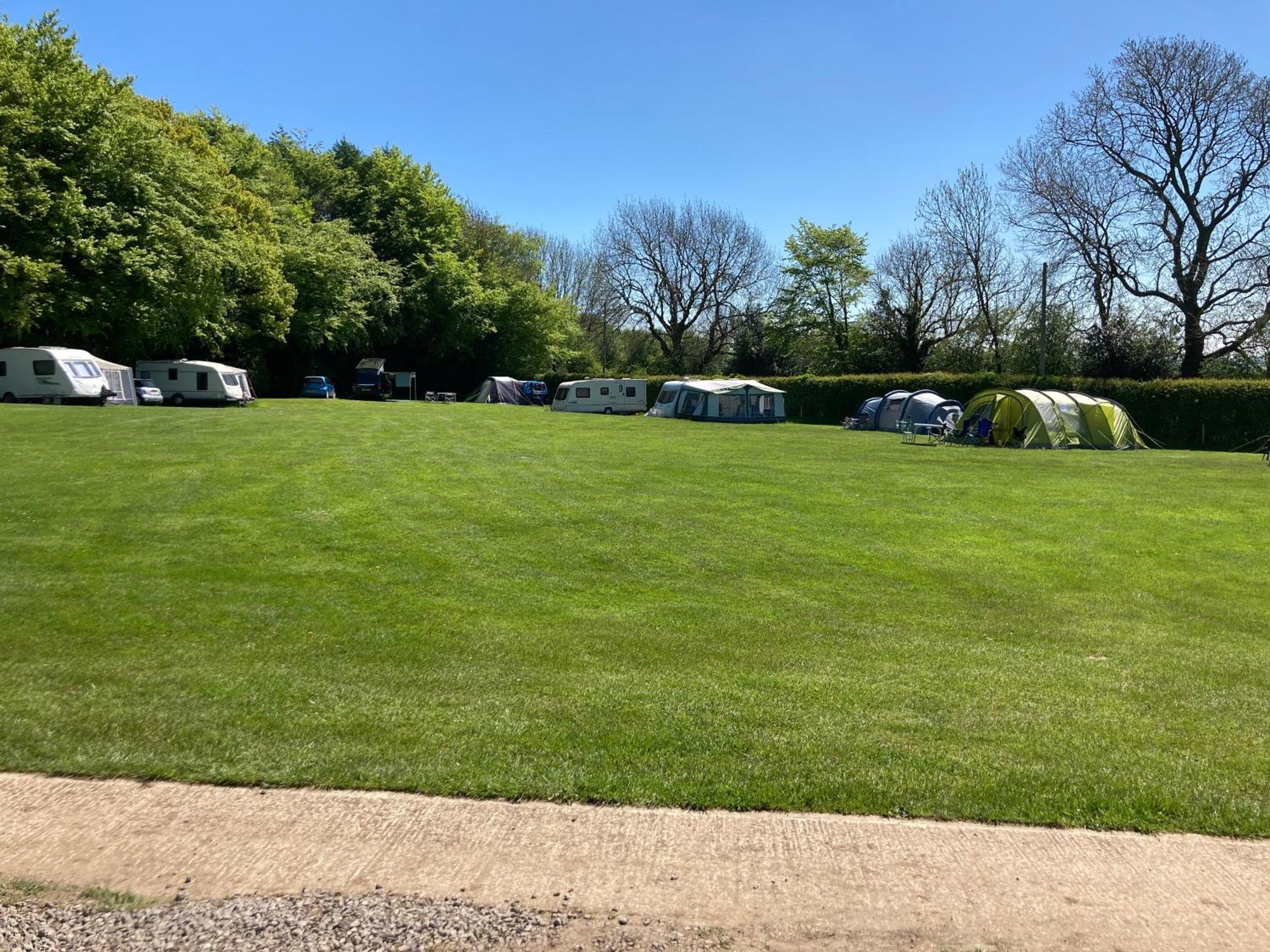Hotel Bank Top Camping-North York Moors With Pitches For Caravans, Camper Vans And Tents Pickering Esterno foto